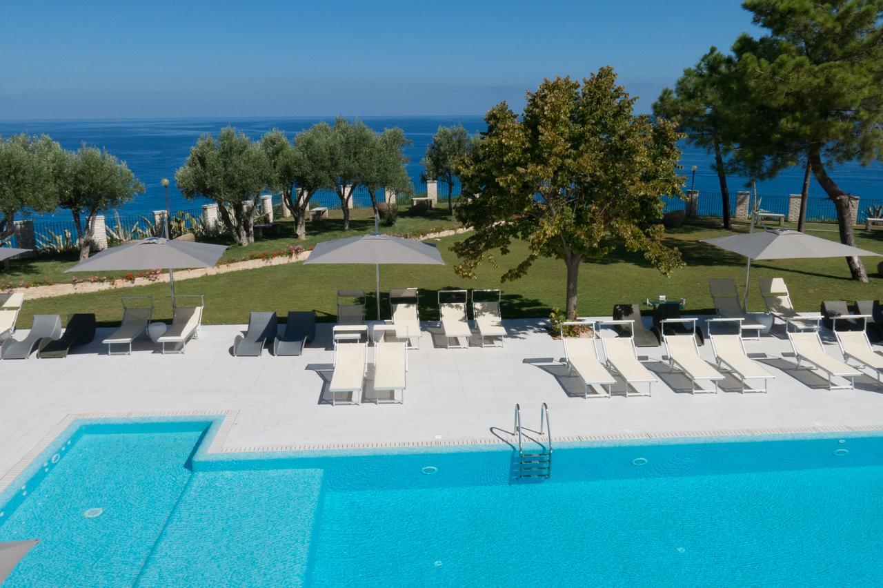 Tui Blue Tropea Hotel ซานตาโดเมนิกา ภายนอก รูปภาพ