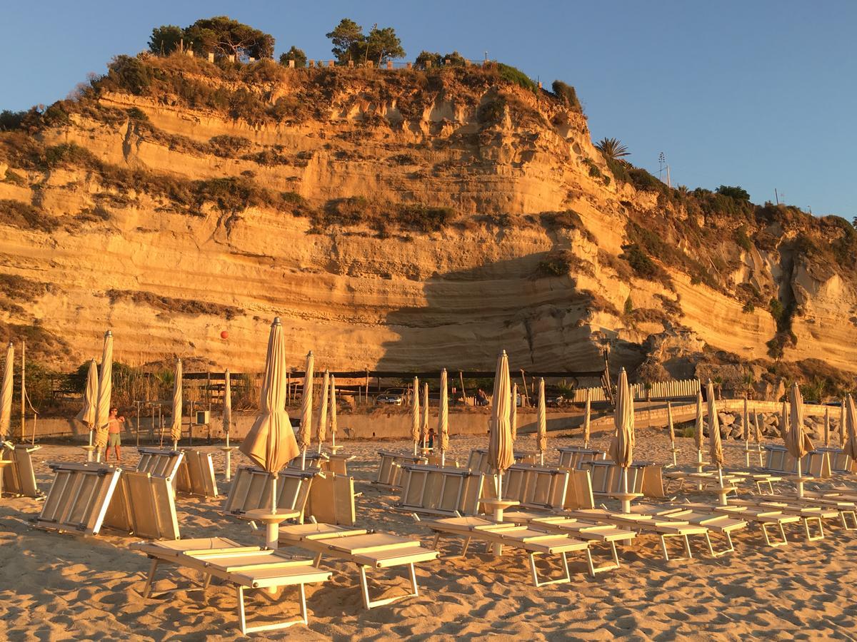 Tui Blue Tropea Hotel ซานตาโดเมนิกา ภายนอก รูปภาพ