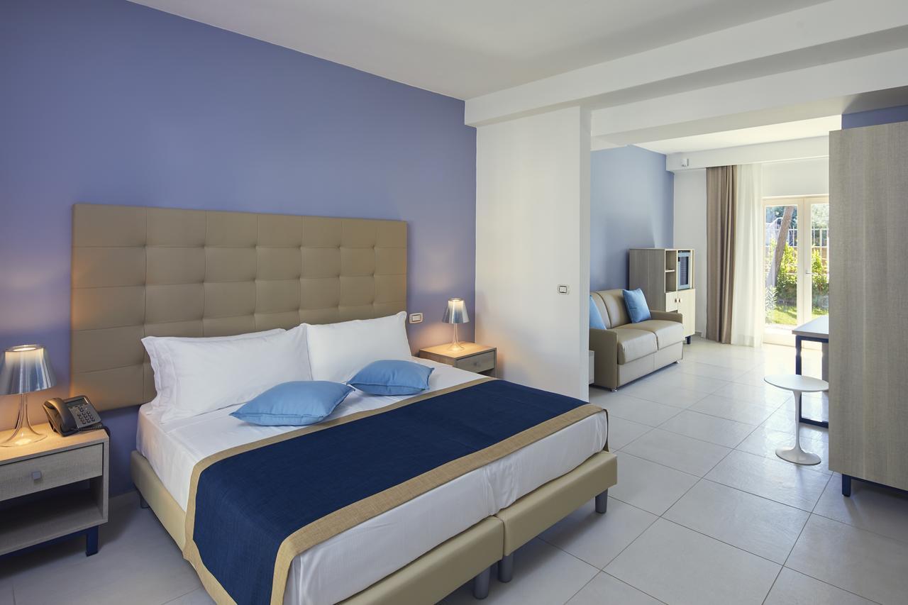 Tui Blue Tropea Hotel ซานตาโดเมนิกา ภายนอก รูปภาพ